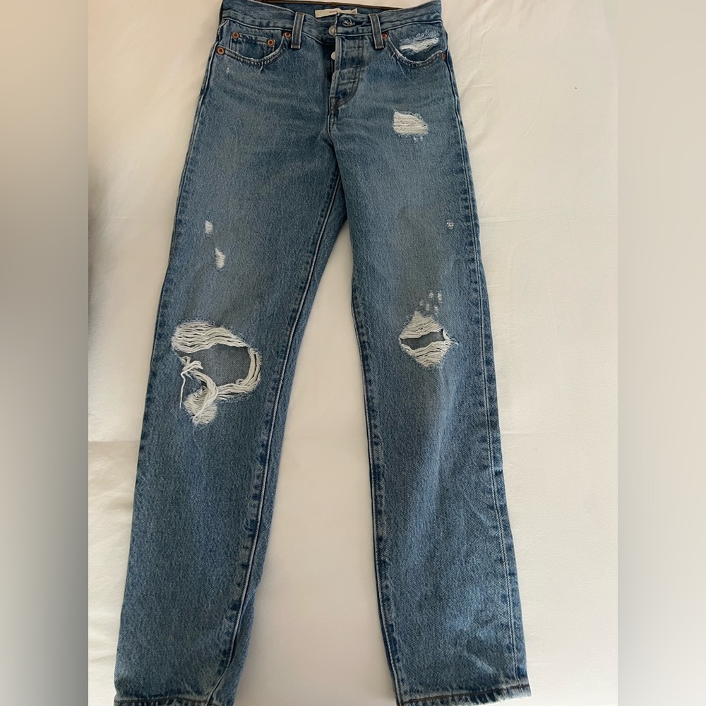 Levi’s wedgie straight jeans.